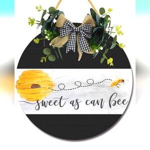 Meet your Posher, Queen P's Thrifting Hive